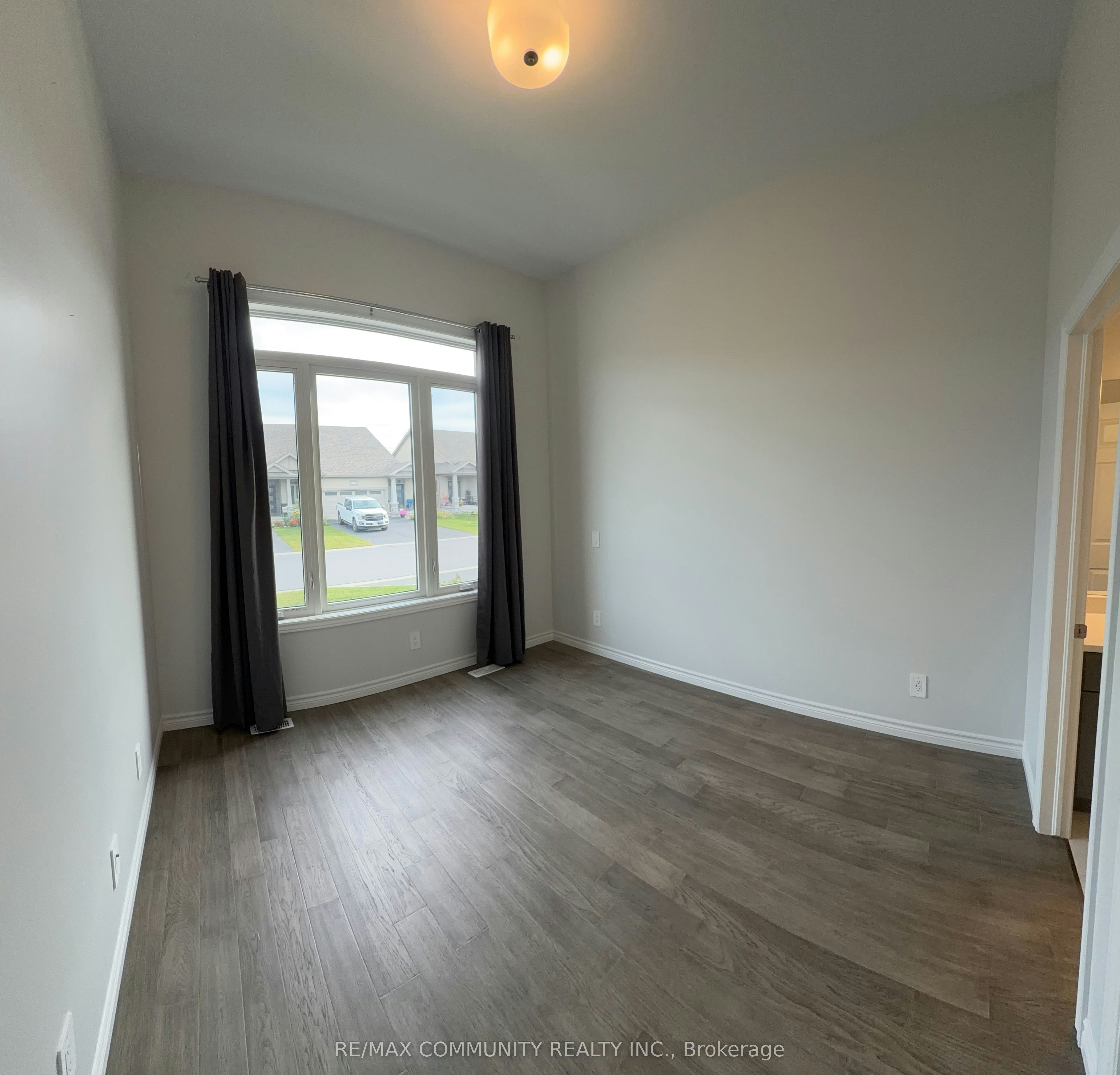 67 Athabaska Drive, Belleville, ON, K8N 0T1 - 4