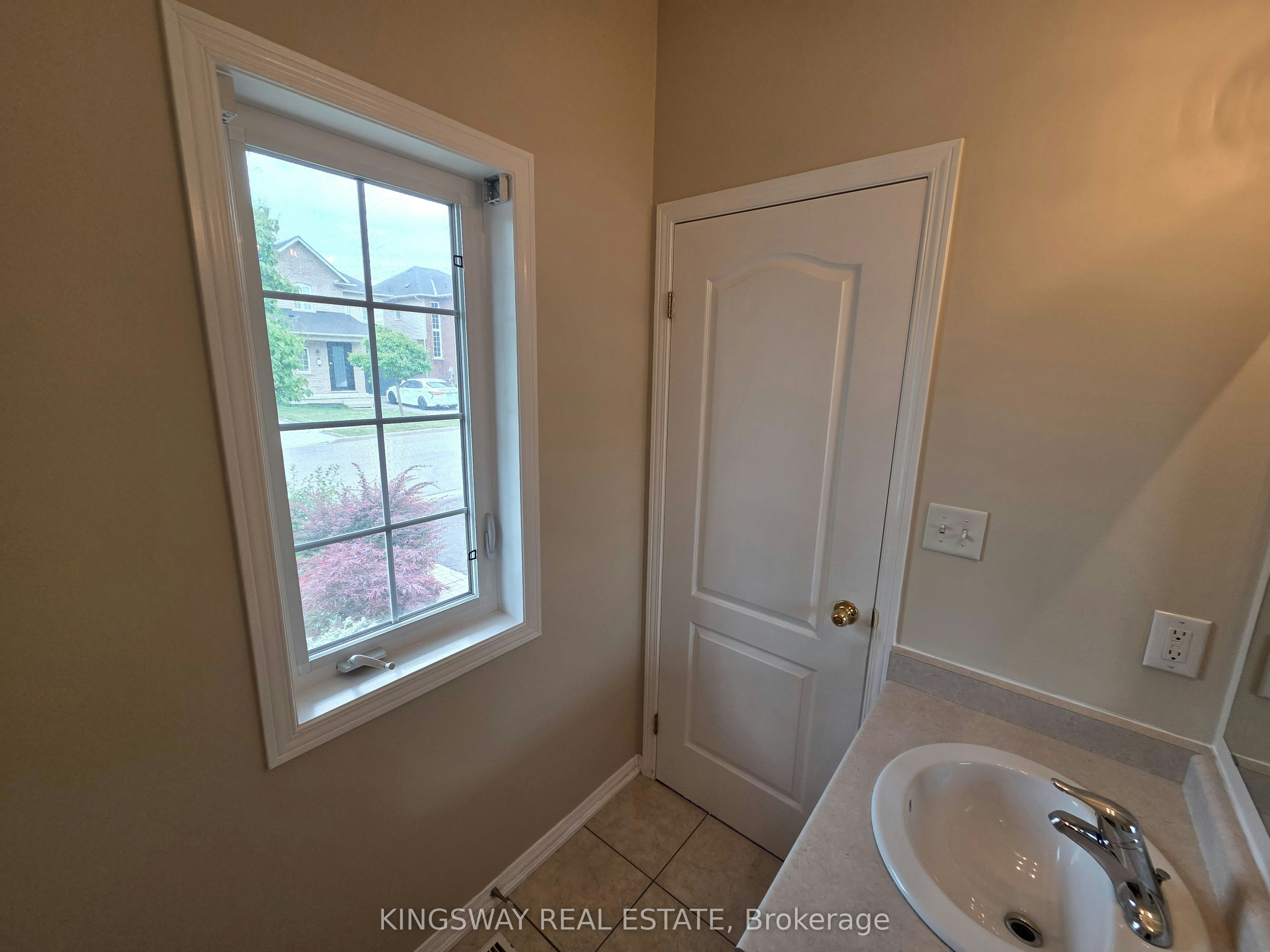 28 Tidemore Heights, Hamilton, ON, L8E 0B7 - 16