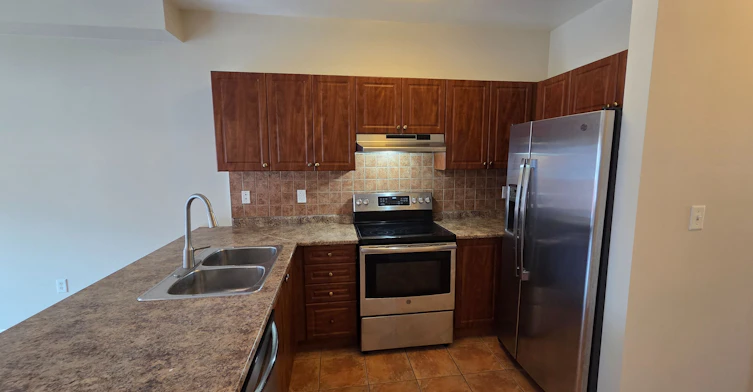 28 Tidemore Heights, Hamilton, ON, L8E 0B7 - 6