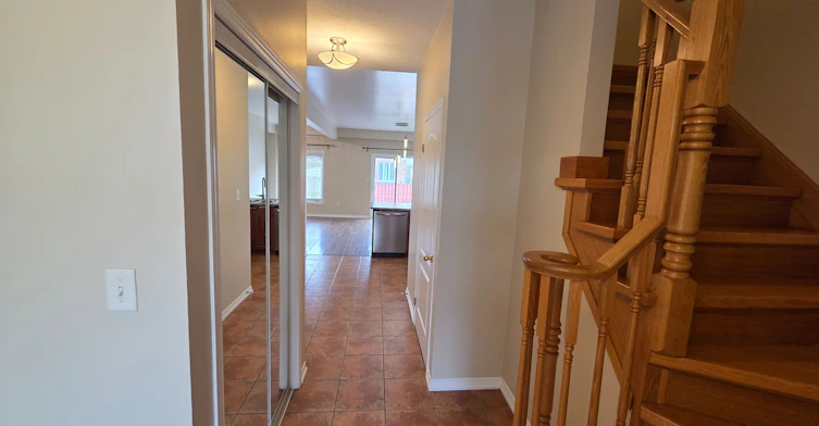 28 Tidemore Heights, Hamilton, ON, L8E 0B7 - 4