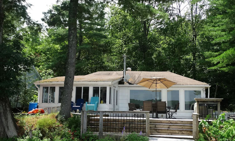 2105 White Lake Road W