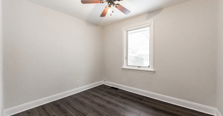 18 Ridgewood Avenue, Kitchener, ON, N2H 4L2 - 22
