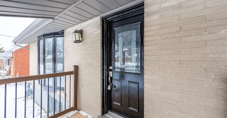 18 Ridgewood Avenue, Kitchener, ON, N2H 4L2 - 5