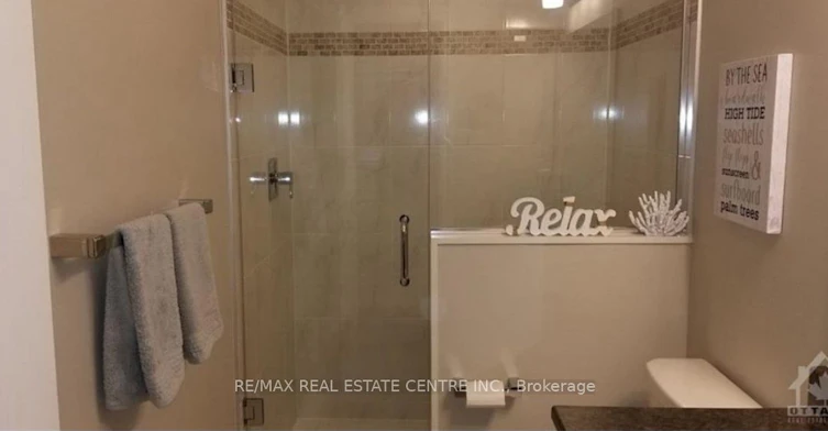 1924 Maple Grove, Ottawa, ON, K2S 1B9 - 9
