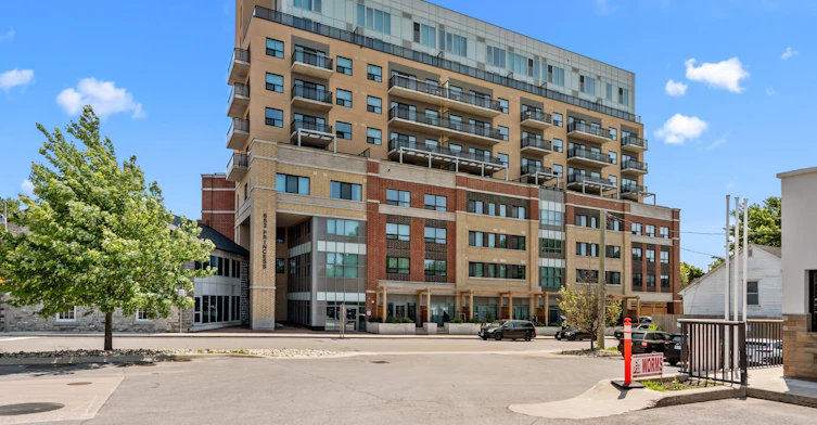 237-652 Princess Street, Kingston, ON, K7L 1E5