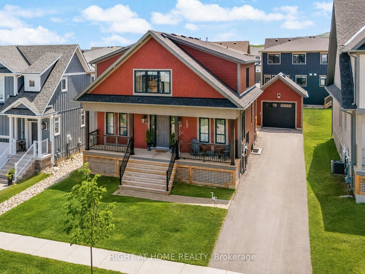 157 Courtland Street, Blue Mountains, ON, L9Y 5L7