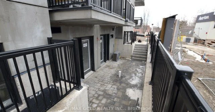 350-25 Palace Street, Kitchener, ON, N2E 0L2 - 2