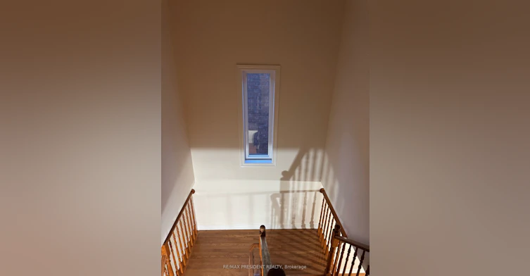 14 Peachwood Crescent, Hamilton, ON, L8E 5Z8 - 4