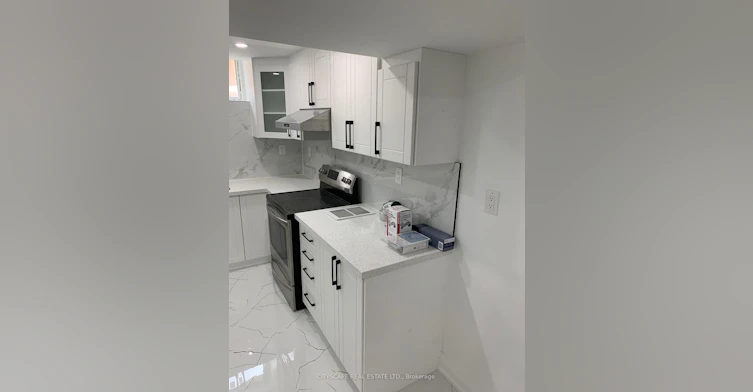 6 Lesterwood Street, Hamilton, ON, L8V 4P5 - 2