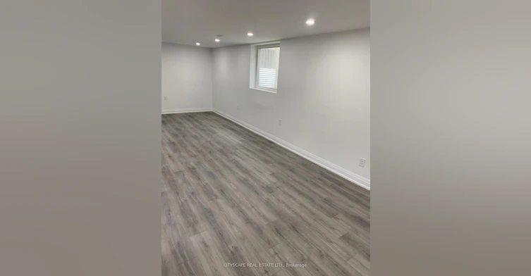 6 Lesterwood Street, Hamilton, ON, L8V 4P5 - 8