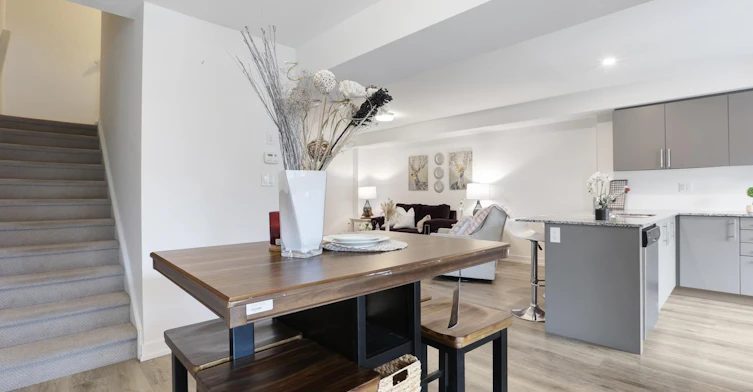 16-205 West Oak Trail, Kitchener, ON, N2R 1R4 - 8
