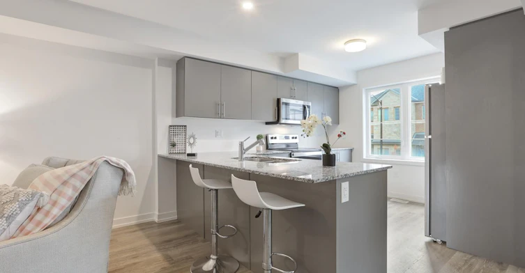 16-205 West Oak Trail, Kitchener, ON, N2R 1R4 - 9