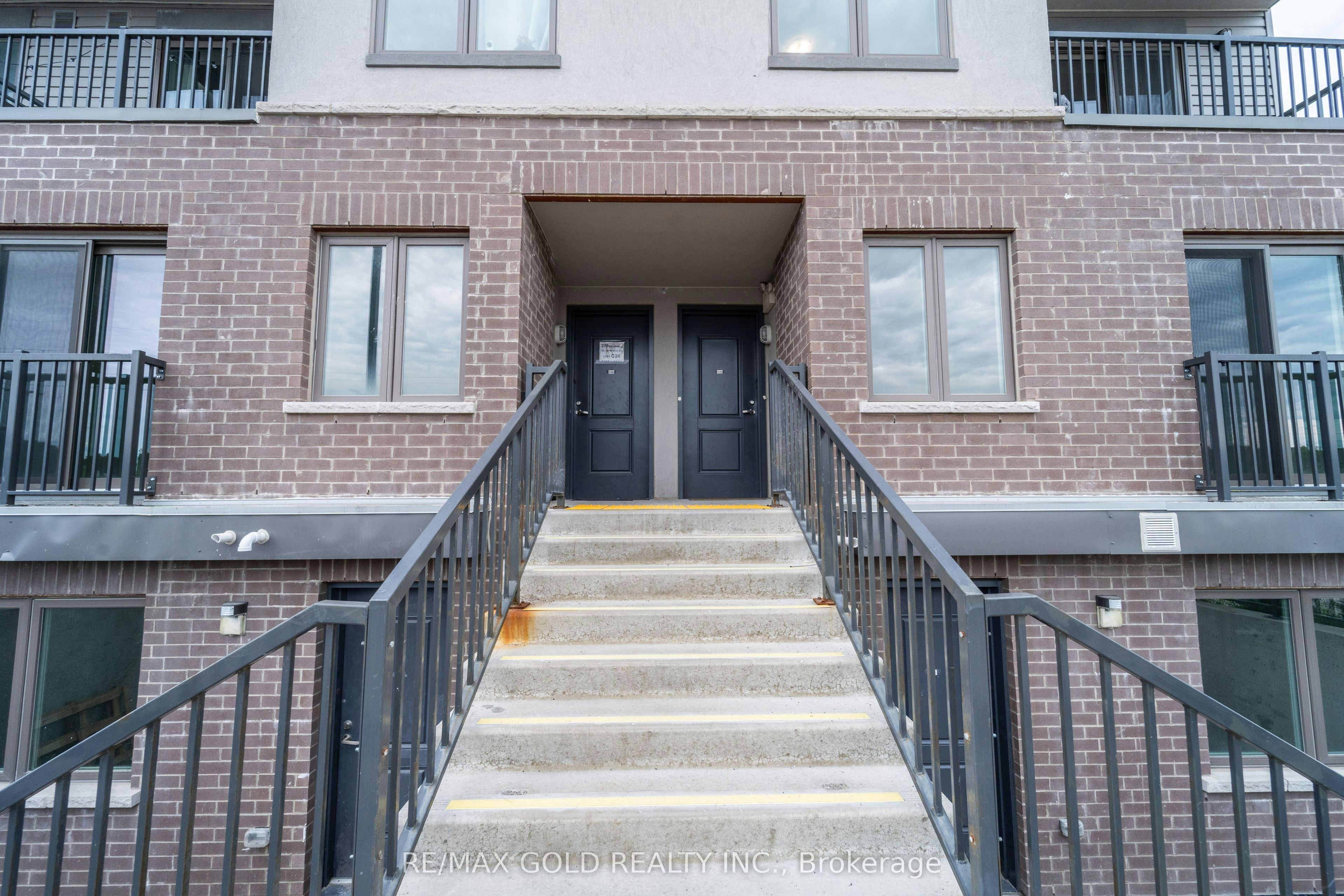 C33-370 Fisher Mills Road, Cambridge, ON, N3C 0G8 - 2