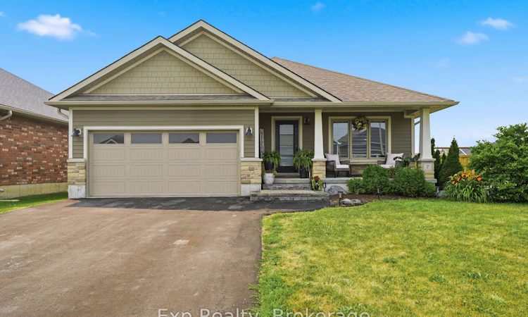 7 Tessa Boulevard