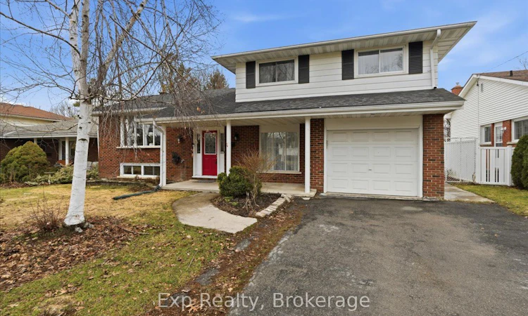 15 Thorncliffe Drive