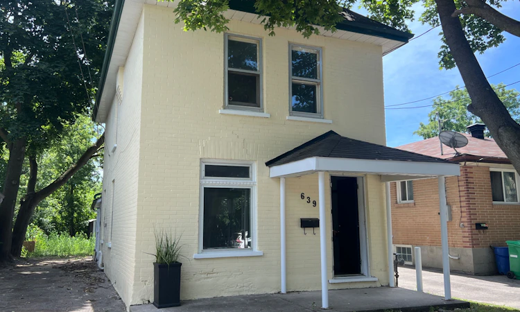 639 Brown Street