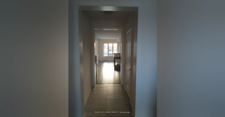 323 Raymond Road E, Hamilton, ON, L9K 0G8 - 6
