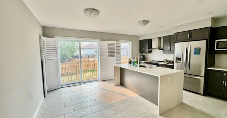 6 Lee Street, Guelph, ON, N1E 7H1 - 2