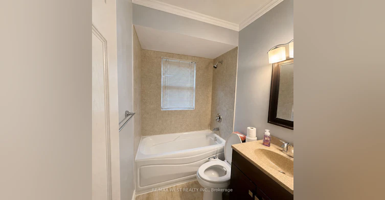 Main & 2nd-53 Shadyside Avenue, Hamilton, ON, L8V 3E2 - 12