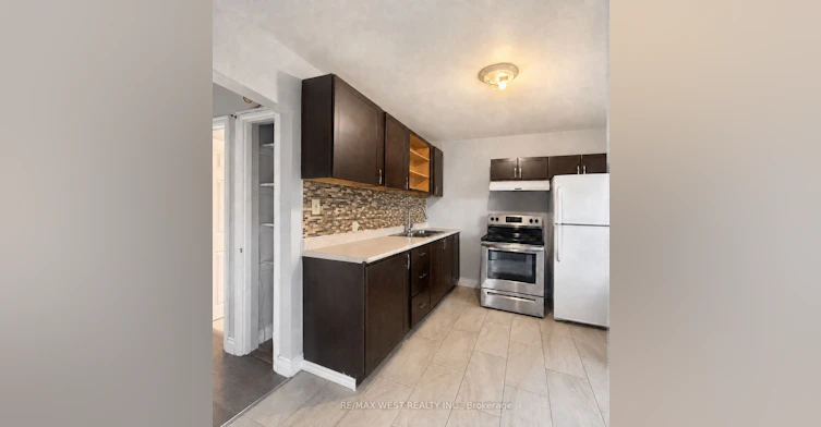 Main & 2nd-53 Shadyside Avenue, Hamilton, ON, L8V 3E2 - 6