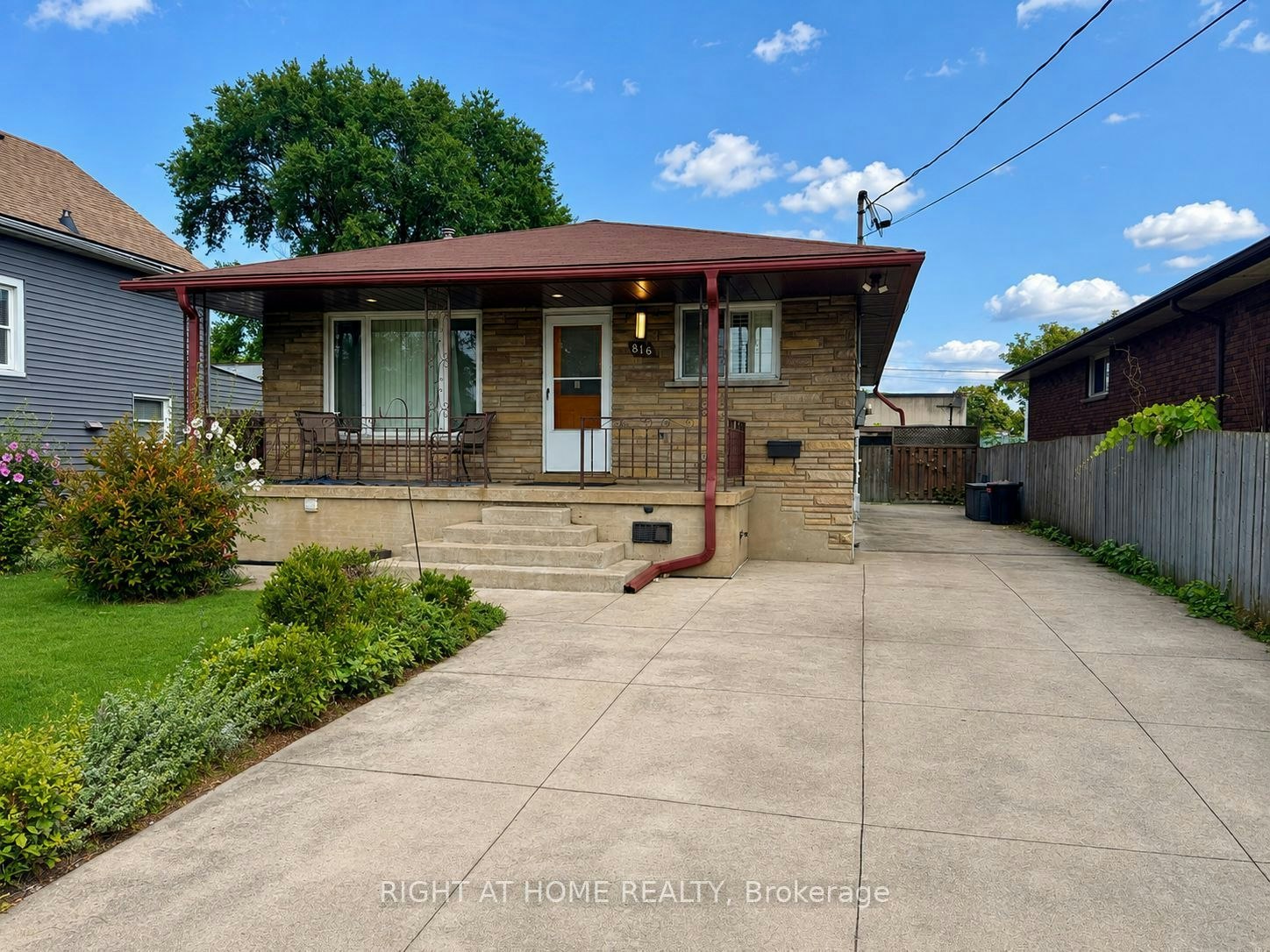 816 Dunn Avenue N, Hamilton, ON, L8H 6N2