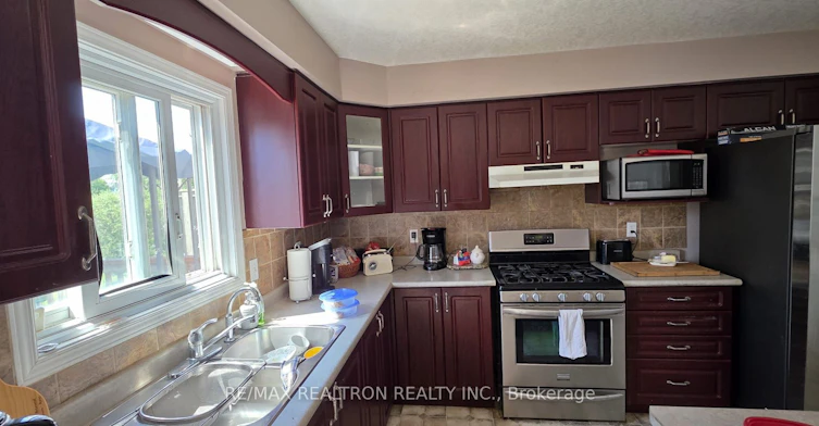 123 Westmeadow Drive, Kitchener, ON, N2N 3P8 - 10