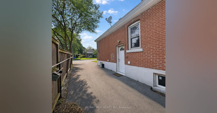 BSMT-53 Shadyside Avenue, Hamilton, ON, L8V 3E2