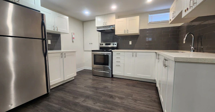 Lower-18 Greeningdon Drive, Hamilton, ON, L9A 3A7 - 5