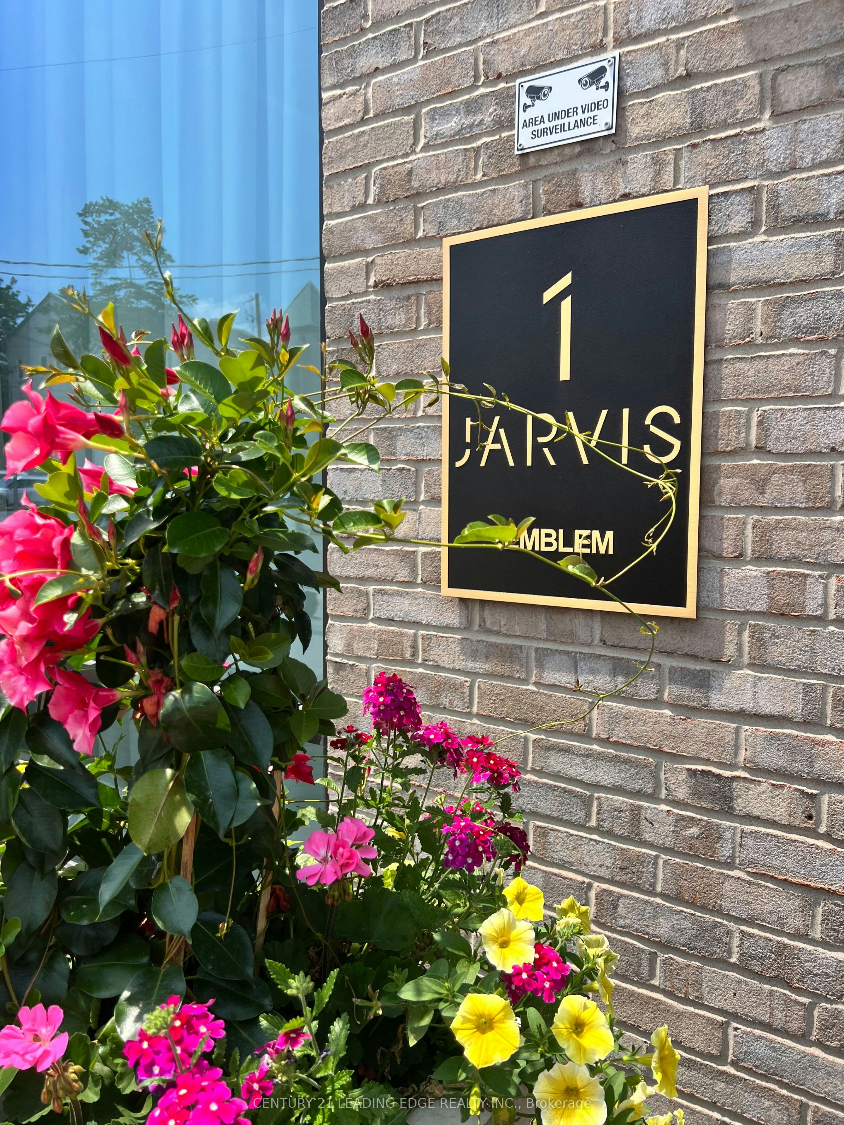 1510-1 Jarvis Street, Hamilton, ON, L8R 0A8 - 2