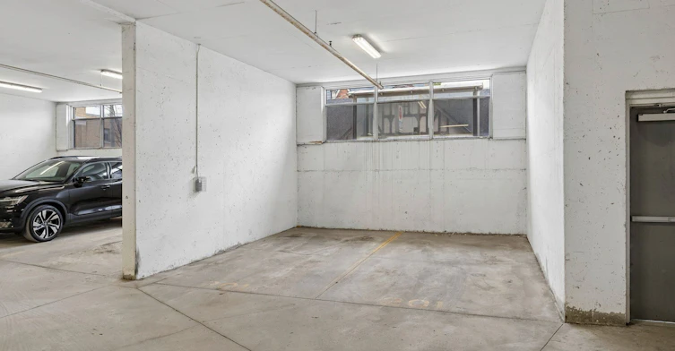 201-427 Aberdeen Avenue, Hamilton, ON, L8P 2S4 - 26