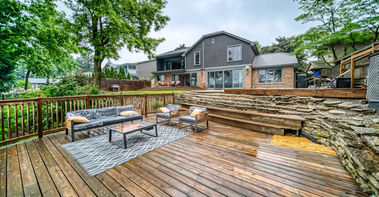 44 Royal Henley Boulevard, St. Catharines, ON, L2N 4S1 - 45