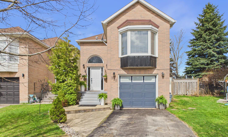 318 Shelburne Place