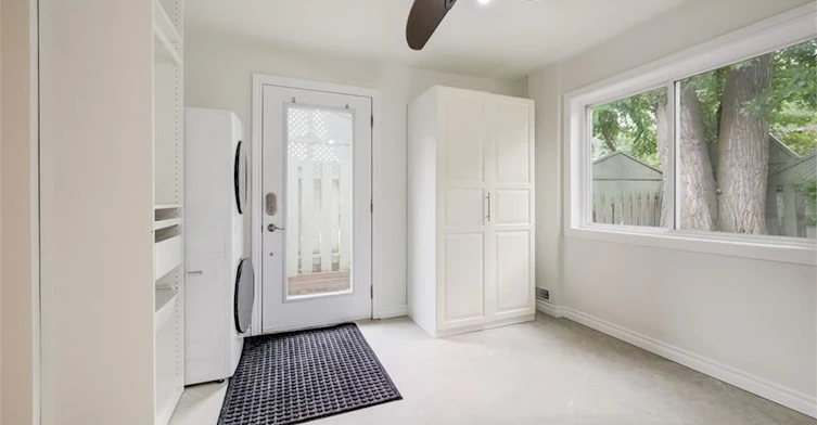 C-297 Country Hill Drive, Kitchener, ON, N2E 2C1