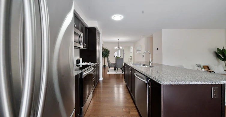 364 Equestrian Way, Cambridge, ON, N3E 0B9 - 6
