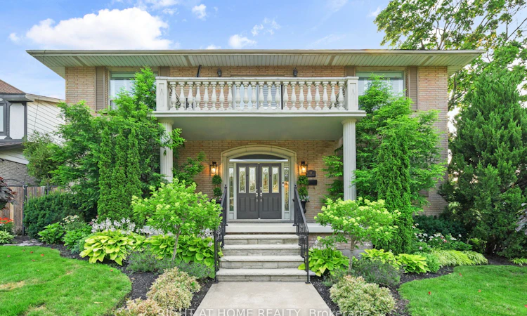 14 Delbrook Court