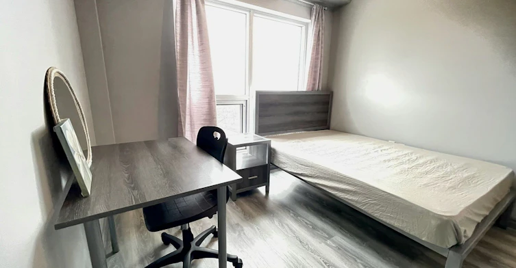 B302-275 Larch Street, Waterloo, ON, N2L 3R2 - 18