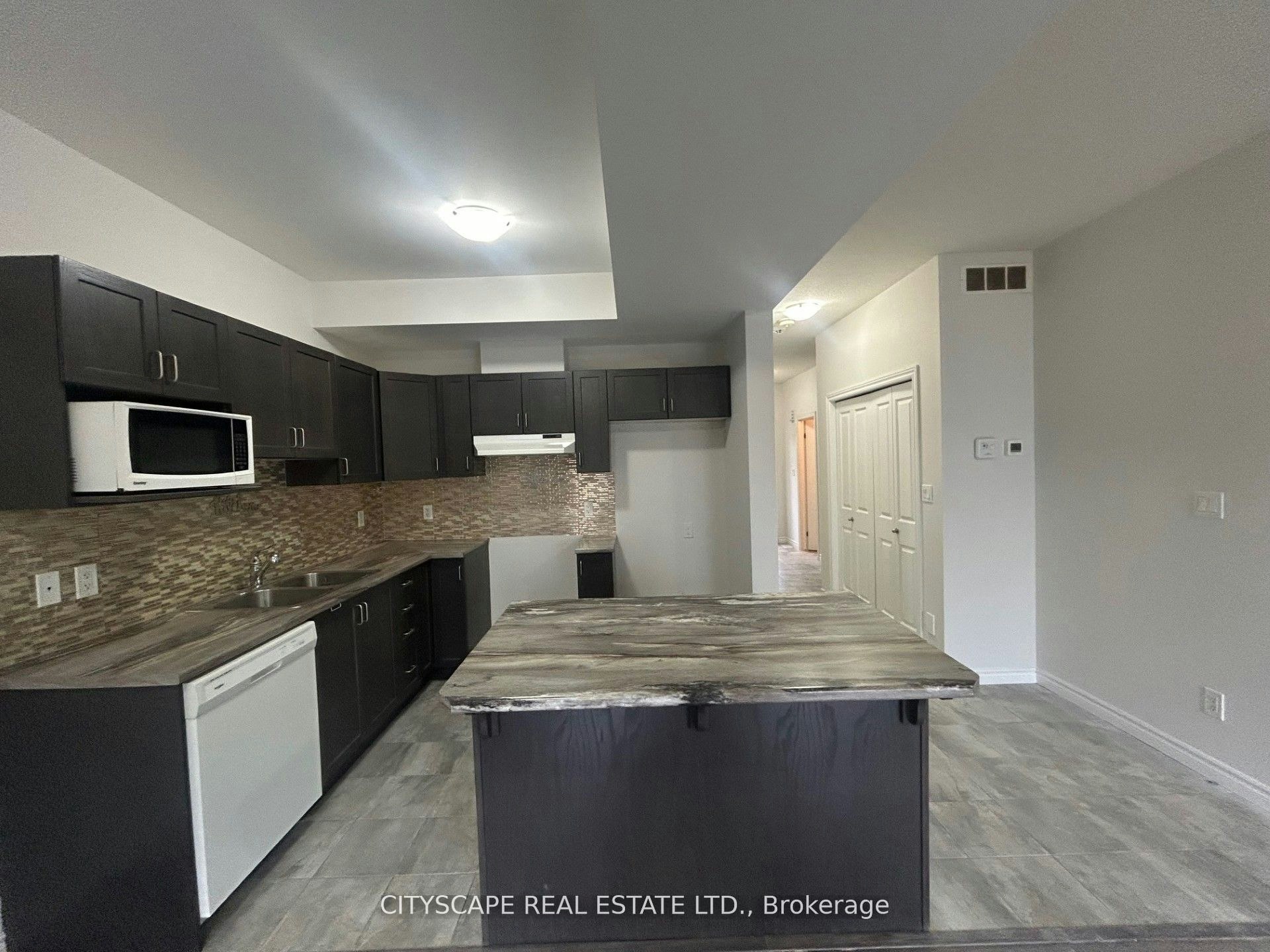 16-10.5 Dufferin Street, Norwich, ON, N0J 1P0 - 3