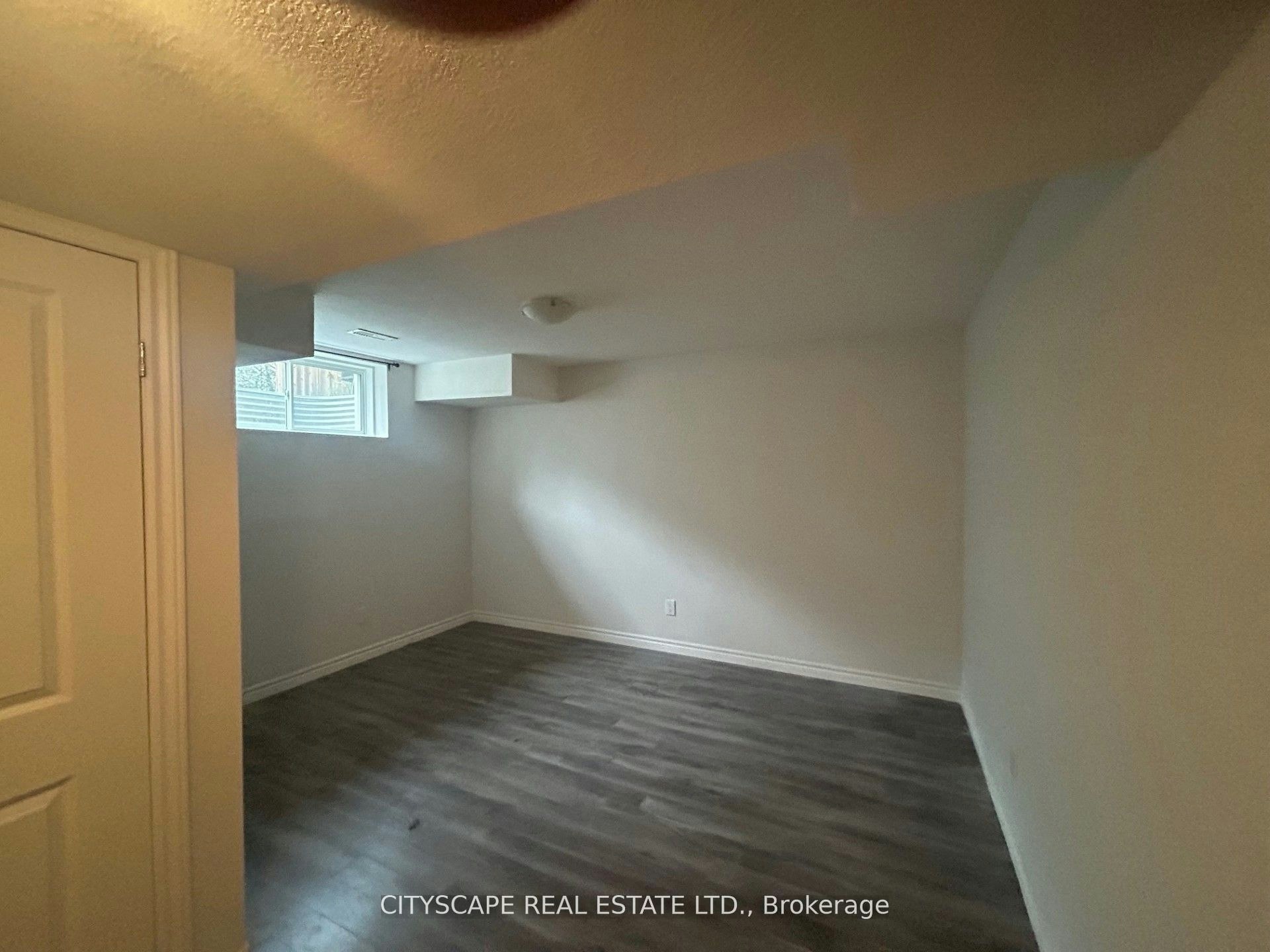 16-10.5 Dufferin Street, Norwich, ON, N0J 1P0 - 5