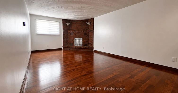 UPPER-39 Lisgar Court, Hamilton, ON, L8T 4Y4 - 8