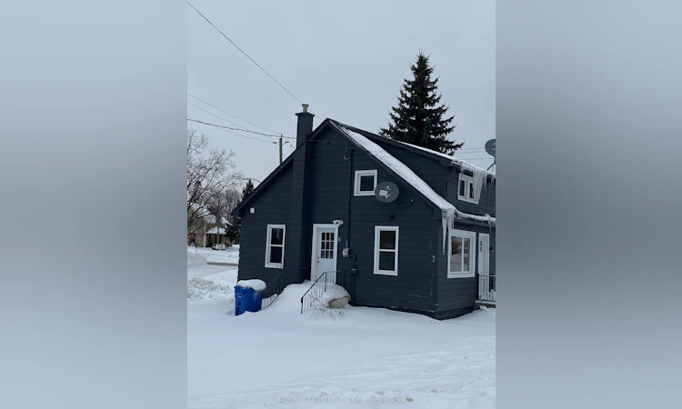 582 Garafraxa Street S