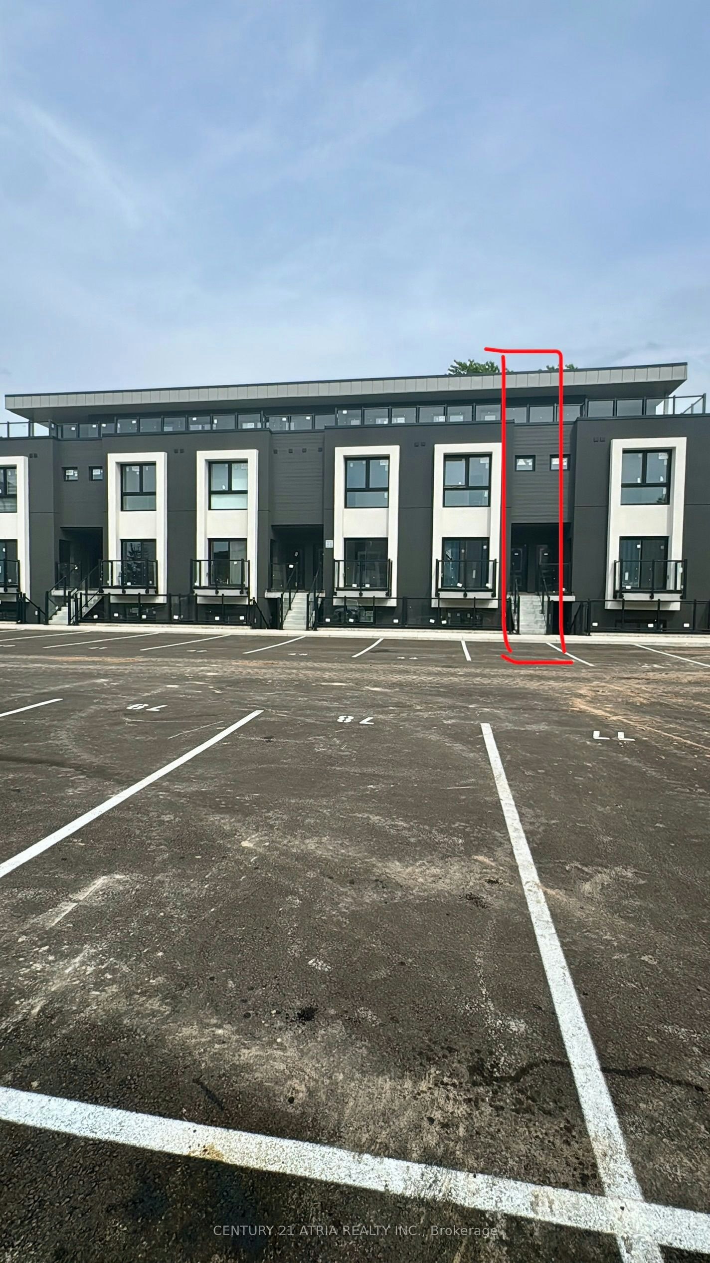313-6638 Mcleod Road E, Niagara Falls, ON, L2G 3G5