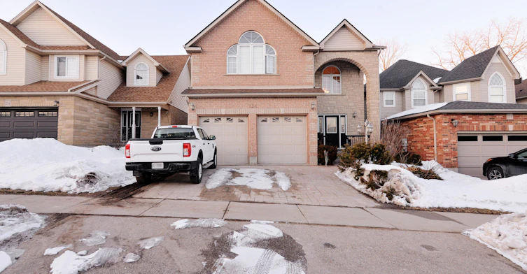 230 Doon Mills Drive, Kitchener, ON, N2P 2R8