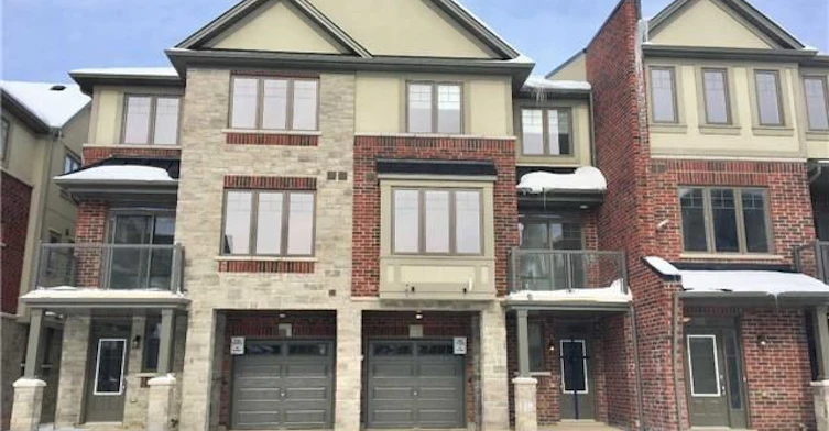 4-1169 Garner Road E, Hamilton, ON, L9G 2J9