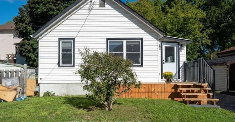 48 Ridley Street E, Belleville, ON, K8P 1Y4