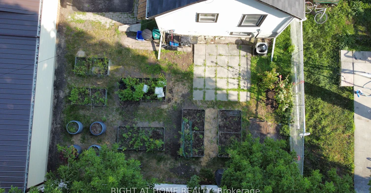 48 Ridley Street E, Belleville, ON, K8P 1Y4 - 17