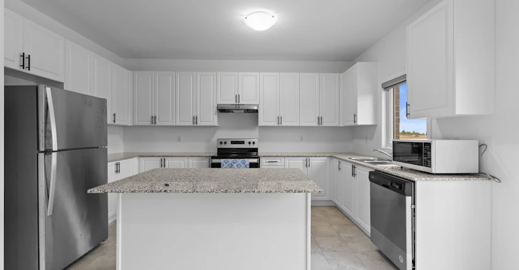 335 Russell Street, Southgate Township, ON, N0C 1B0 - 8