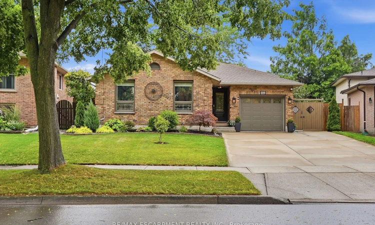 224 Athenia Drive