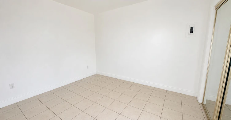 2-41 Geneva Street, St. Catharines, ON, L2R 4M5 - 2
