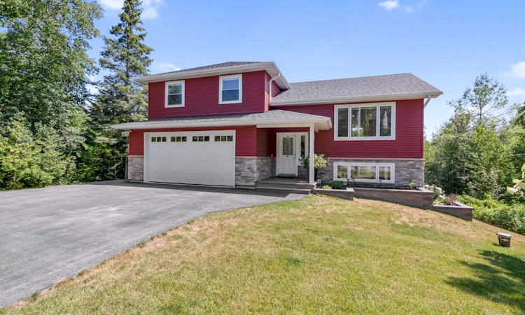 38 Clifford Drive