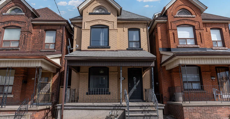 Bsmt-212 Wellington Street N, Hamilton, ON, L8L 5A5